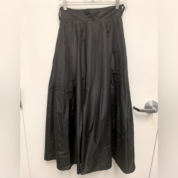 Pleated Maxi Skirt - Picture 1 of 5